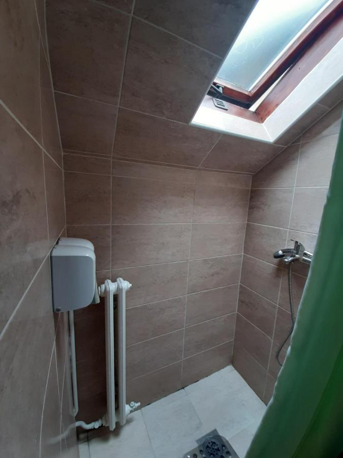 Apartmani Sara Novi Sad Esterno foto